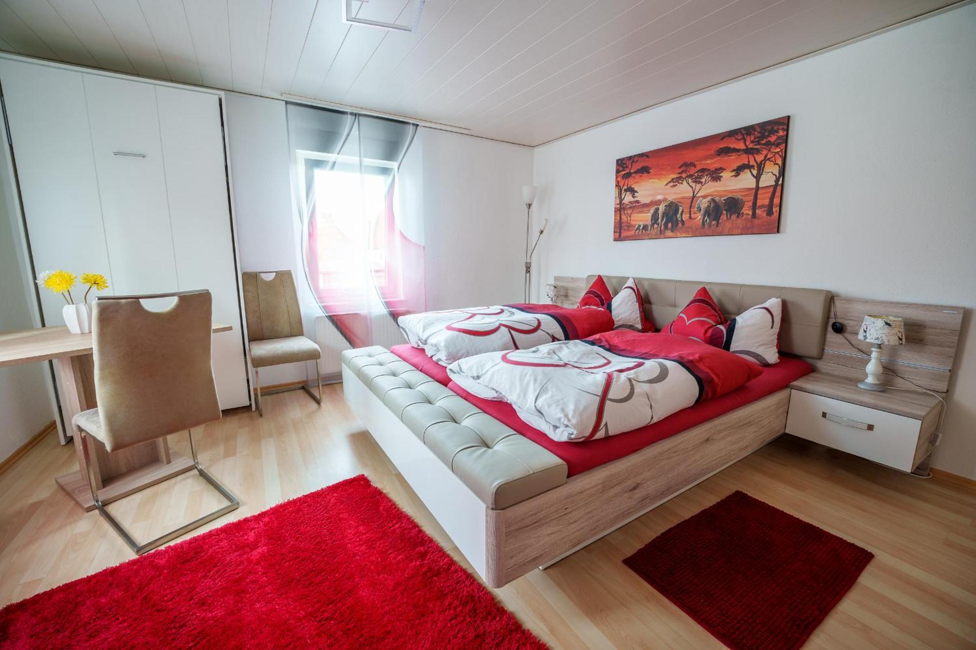 Wilhelm Appartements 100Qm Im Zentrum Brackenheim Naehe Tripsdrill מראה חיצוני תמונה