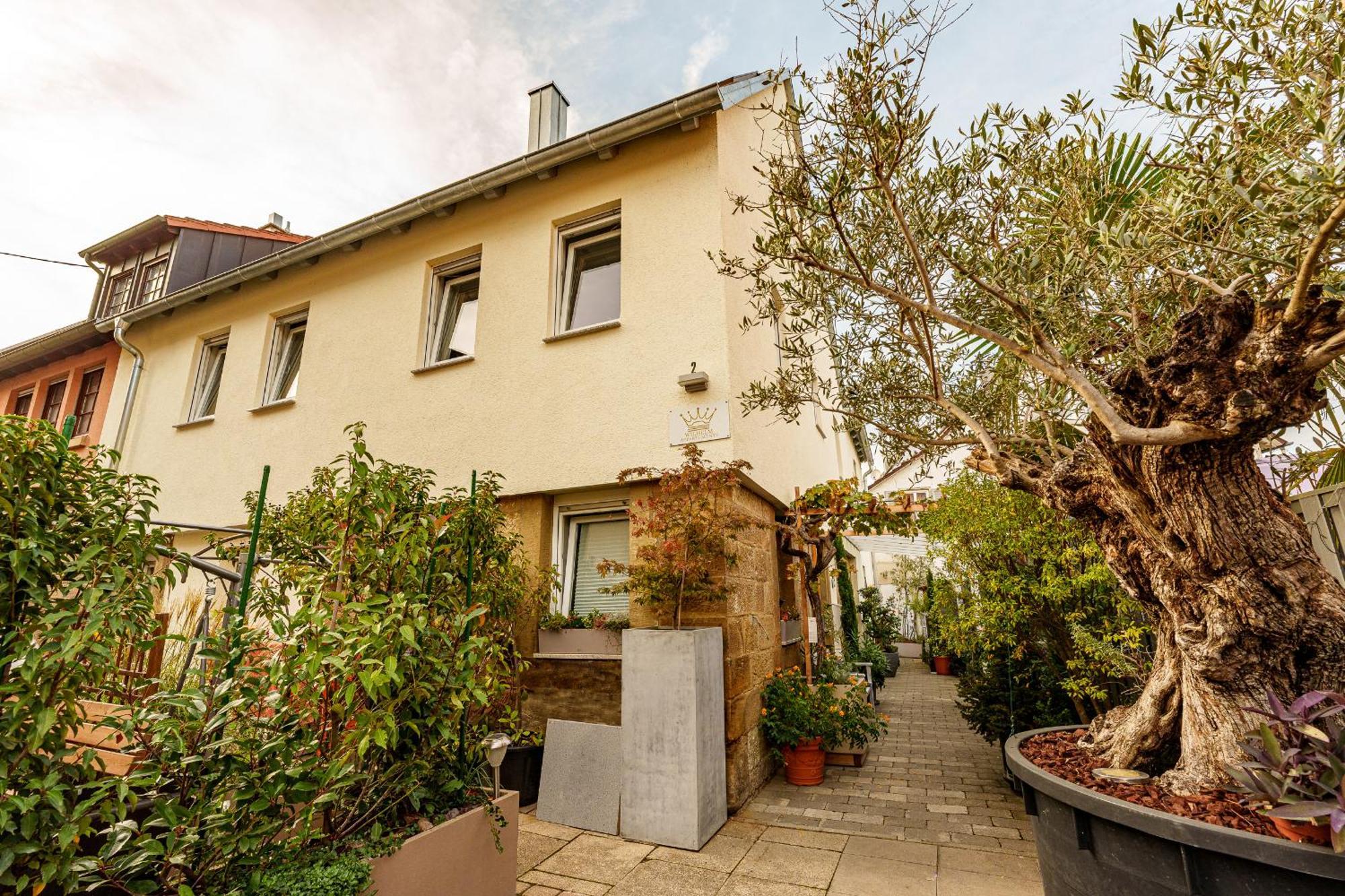 Wilhelm Appartements 100Qm Im Zentrum Brackenheim Naehe Tripsdrill מראה חיצוני תמונה